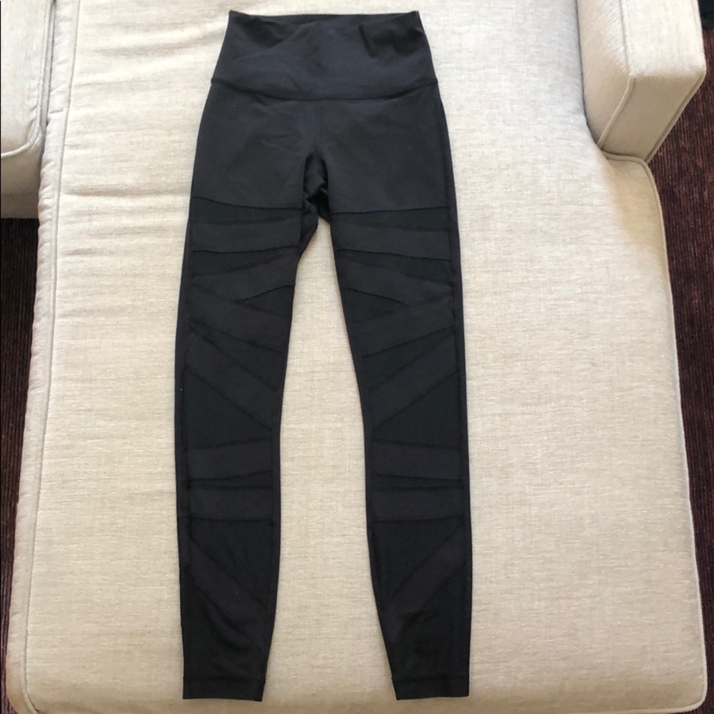 Lululemon high rise mesh stripe legging